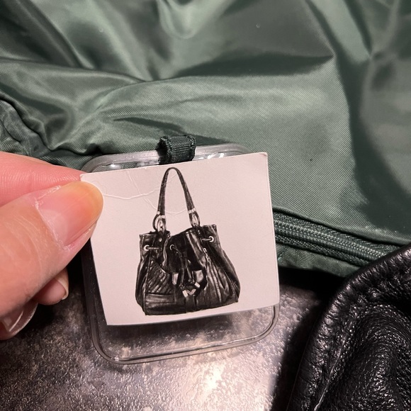 Lockheart Black Leather Purse Bag Satchel Rocker Metal Hardware Zippers Pockets - Picture 16 of 16